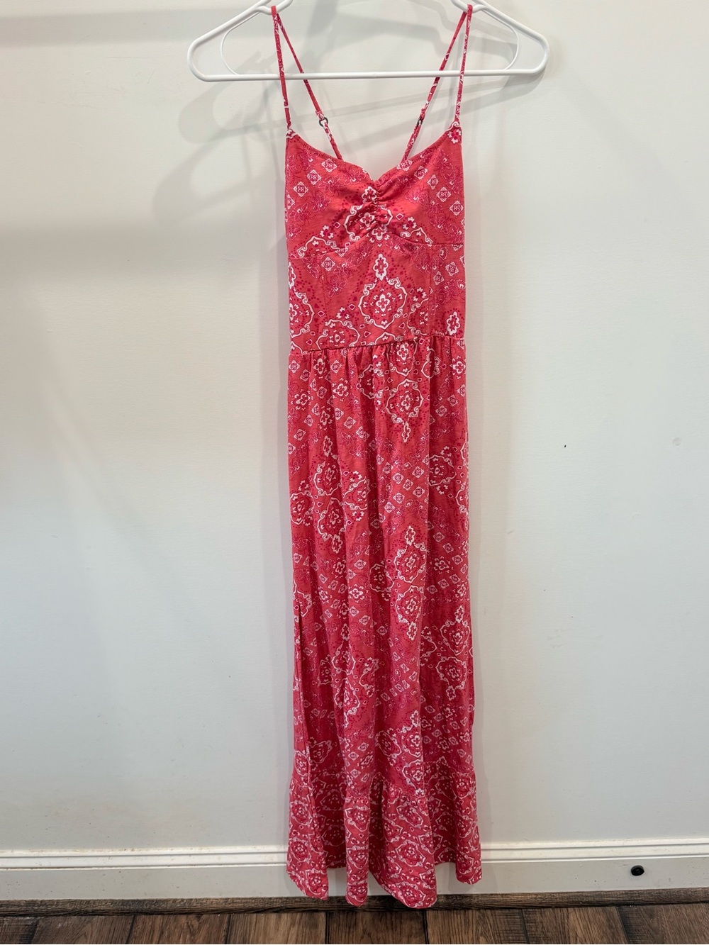 Aeropostale Pink Red Patterned Spaghetti-Strap Maxi Dress size S